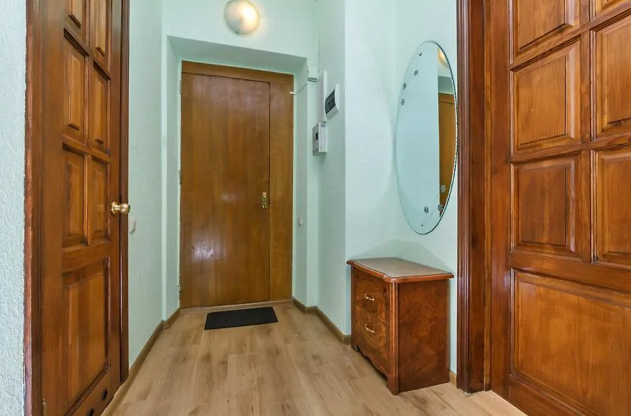 Two Bedroom Apartment On Liuteranska Street 基輔 乌克兰