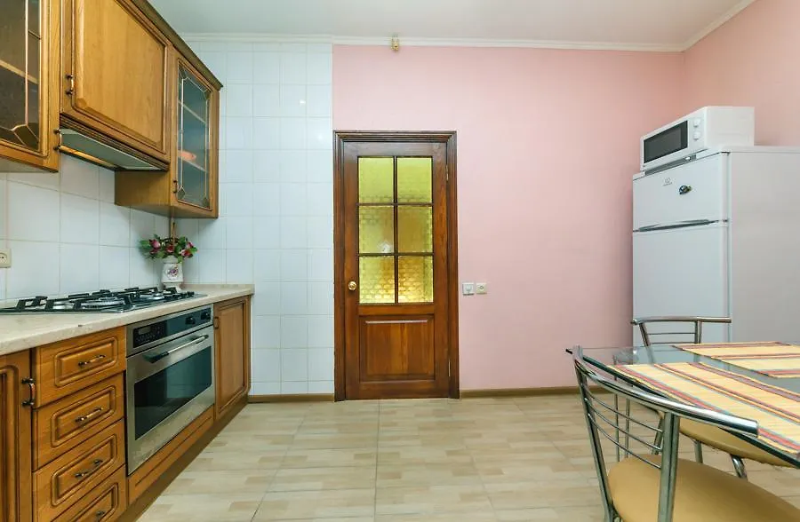 Two Bedroom Apartment On Liuteranska Street 基輔 0*,  乌克兰