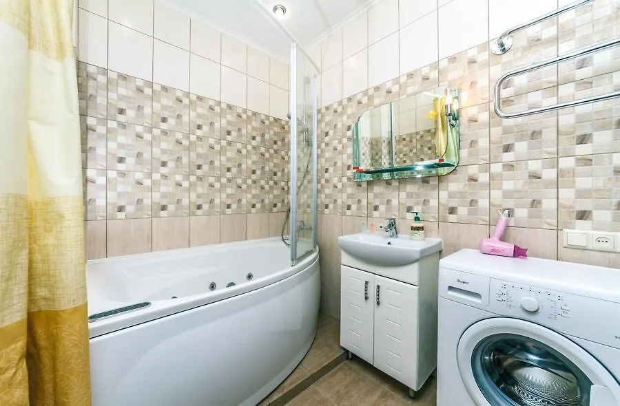 Two Bedroom Apartment On Liuteranska Street 基輔